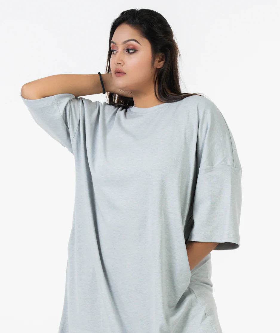 Light gray relaxed fit t-shirt with dropped shoulders and elbow-length sleeves.