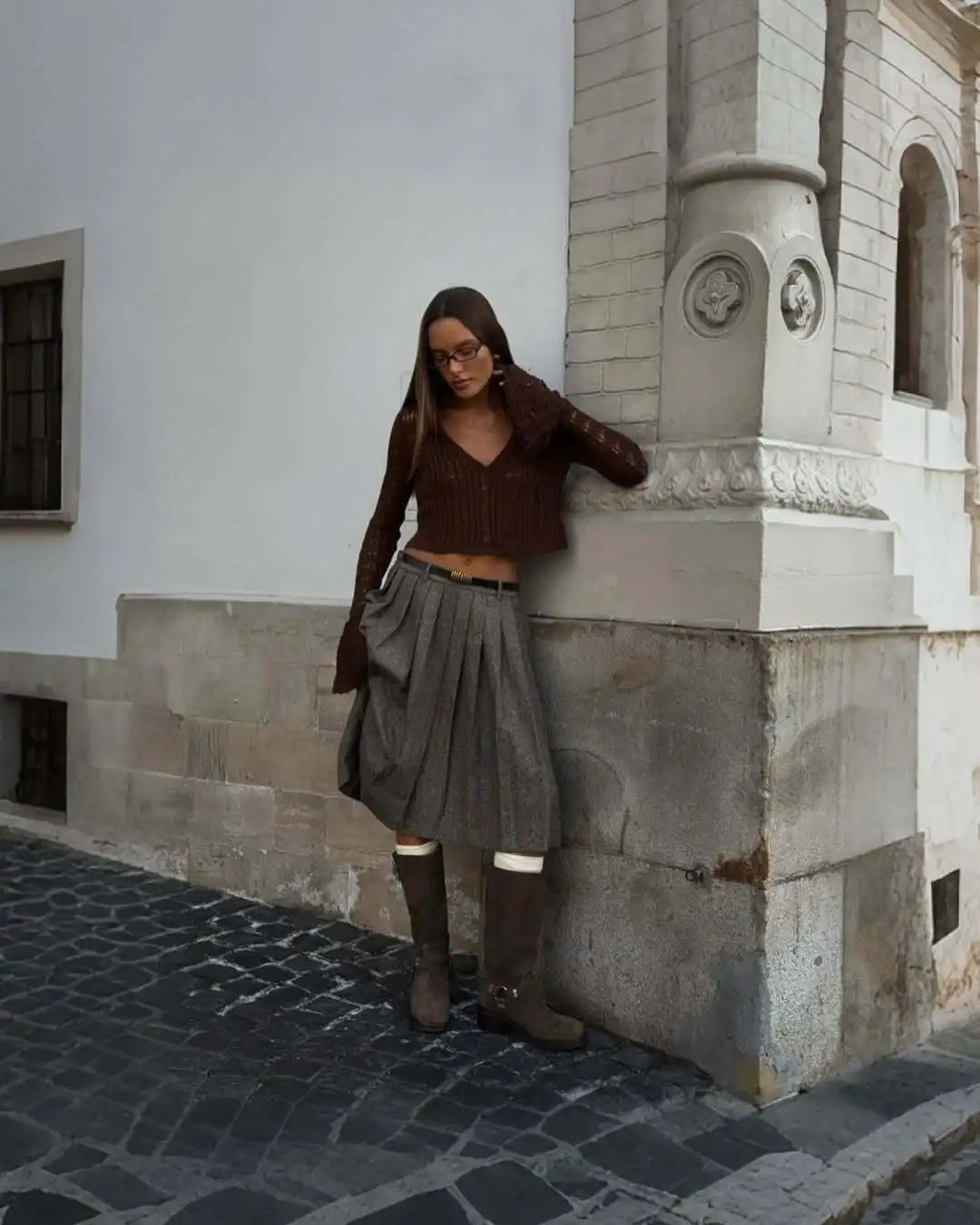 Tuularose Knitted V-Neck Top