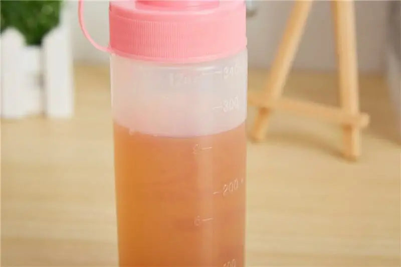 Hello Kitty Kawaii Oil Control Bottle