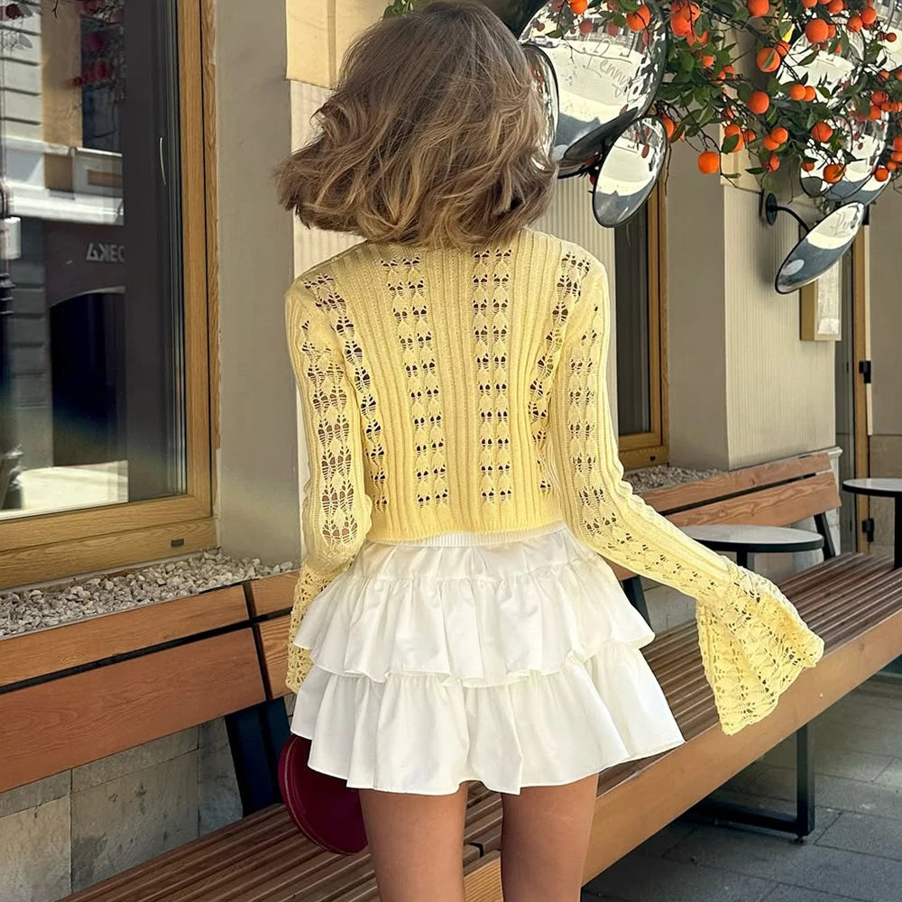 Tuularose Knitted V-Neck Top